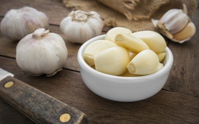 RECIPES: Get a Flavor Kick (and a Healthy Heart) By Cooking with Raw Garlic