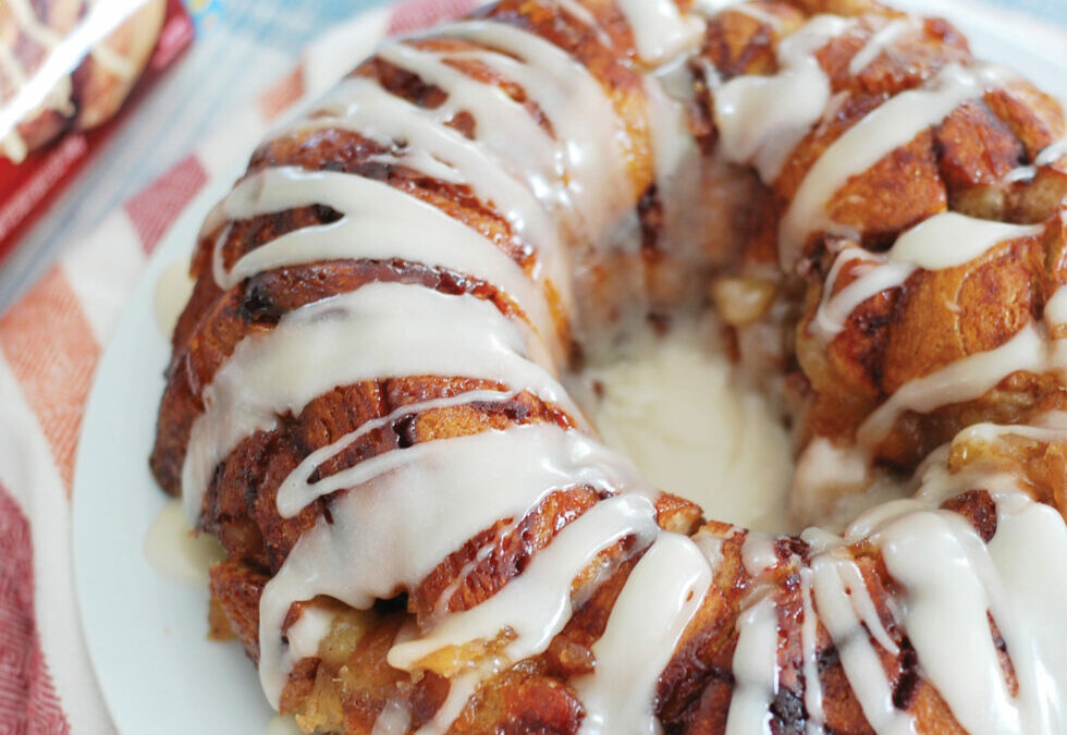 Cinnamon Apple Monkey Bread