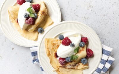 Berries and Cream Crêpes